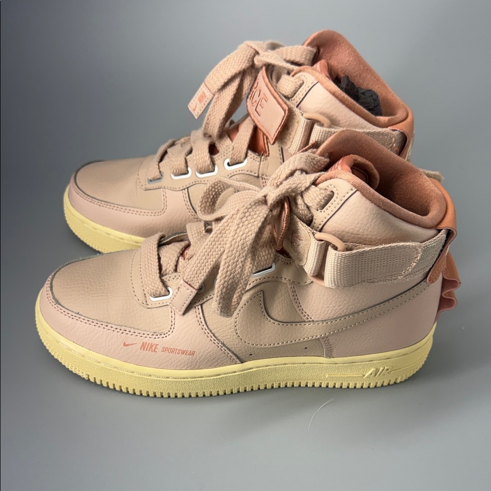Nike Air Force 1 Shoes Womens Size 7 Pale Pink Utility Sneakers High Top